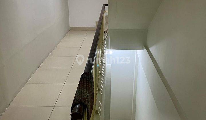 Disewakan Ruko Pinggir Jalan Raya Sedayu Square, Taman Kencana 2