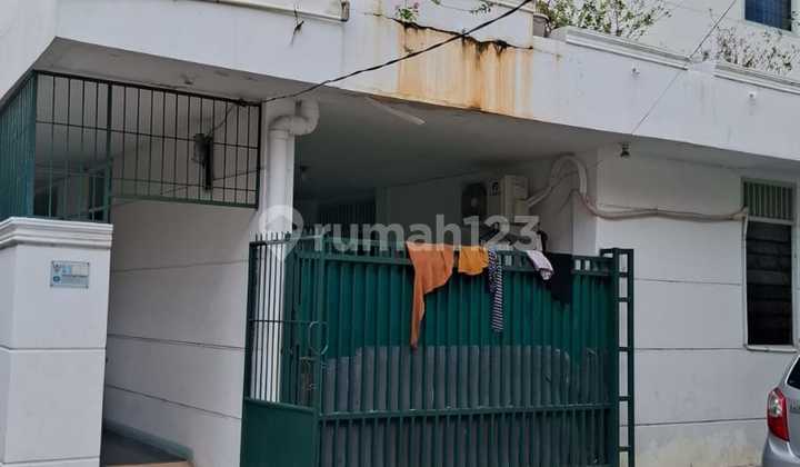 For Sale 2-Story Boarding House in Mandala Tomang, Generates 100 Million/Year