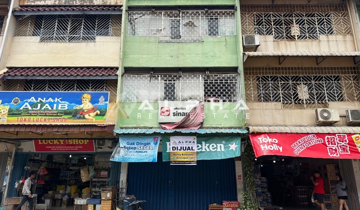 3.5-Story Shop House Near Pujabahari Market Nagoya Batam 2