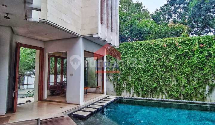 Rumah 3 Lantai, Lokasi Prime Dekat Mall Pondok Indah