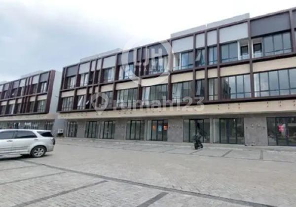 For Rent 3-Story Enchante Business Park Shop House in BSD City For Rent 3-Story Enchante Business Park Shop House in BSD City