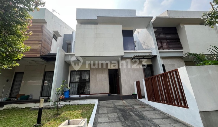 For Rent Ready-to-Occupy Furnished House in Prestigia, The Eminent BSD City. For Rent Ready-to-Occupy Furnished House in Prestigia, The Eminent BSD City.