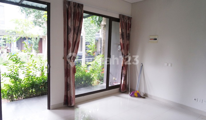 For Rent House in Prestigia, The Eminent in CBD BSD City Semi Furnished 2