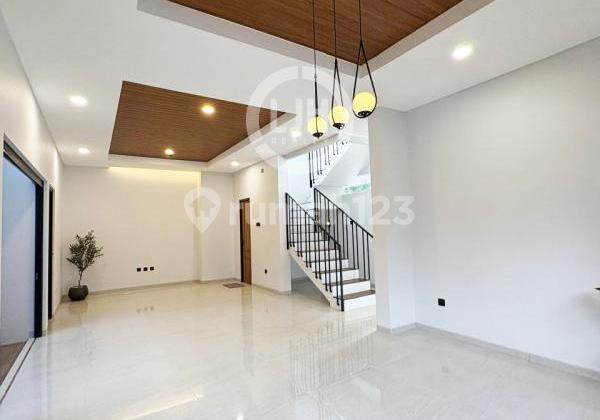 Dijual Rumah Baru Kencana Loka Sektor 12,5 BSD City 2