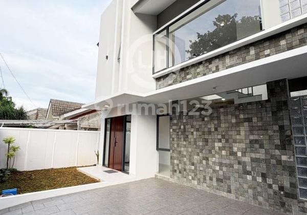 Dijual Rumah Baru Kencana Loka Sektor 12,5 BSD City