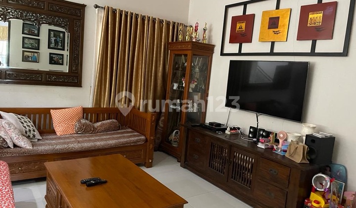 Rumah Rapih dan Adem Lingkungan Masjid di Brazilian , De Latinos BSD 2