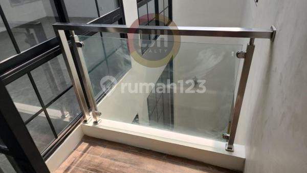 Dijual Rumah The Eminent Ingenia Bsd City 2