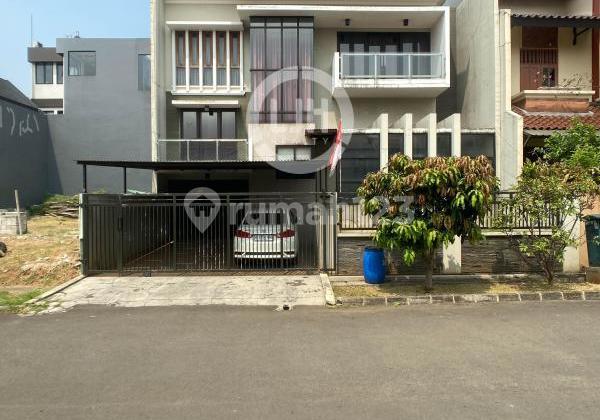 Dijual Rumah Anggrek Loka BSD City Bangunan Mandiri Siap Huni Dijual Rumah Anggrek Loka BSD City Bangunan Mandiri Siap Huni