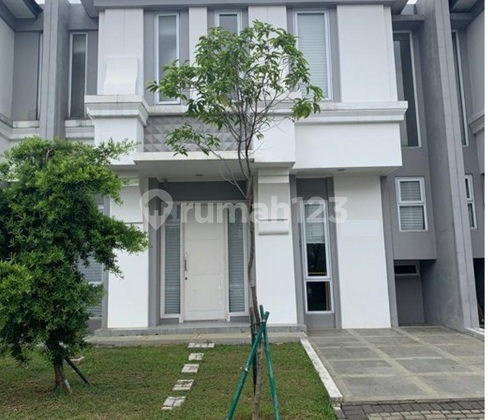 Dijual Rumah dengan lokasi strategis di Eminent Cluster Vivacia BSD Dijual Rumah dengan lokasi strategis di Eminent Cluster Vivacia BSD