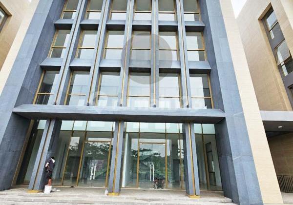 For rent Foresta Business Loft 7 building in BSD City. Front parking available, near toll access.