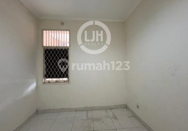 For Sale Corner House in Nusa Loka BSD City 2