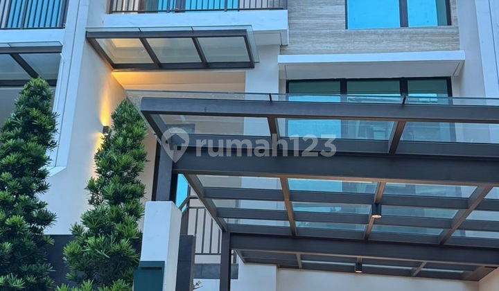 Dijual Cepat ,Townhouse Mewah 4 Lantai di Pondok Indah, Pesanggrahan ,Jakarta Selatan Dijual Cepat ,Townhouse Mewah 4 Lantai di Pondok Indah, Pesanggrahan ,Jakarta Selatan