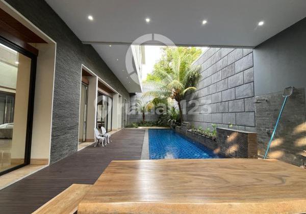 Rumah Mewah 3 Lantai di Bukit Golf Terrace Ada Kolam Renang BSD City Rumah Mewah 3 Lantai di Bukit Golf Terrace Ada Kolam Renang BSD City