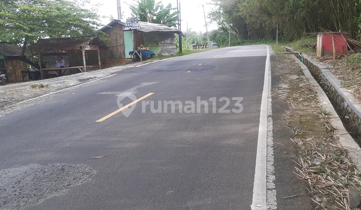 Strategic land with open views