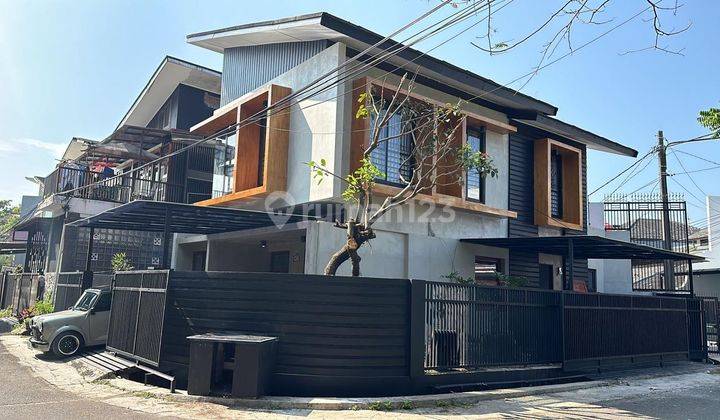 RUMAH TINGGAL HOOK 2LNT SIAP HUNI NEWLY RENOVATED ARCAMANIK BANDUNG 1