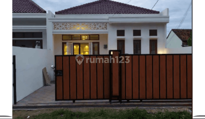 Rumah Siap Huni Di Jual Di Susunan Baru, Tanjung Karang Barat 2