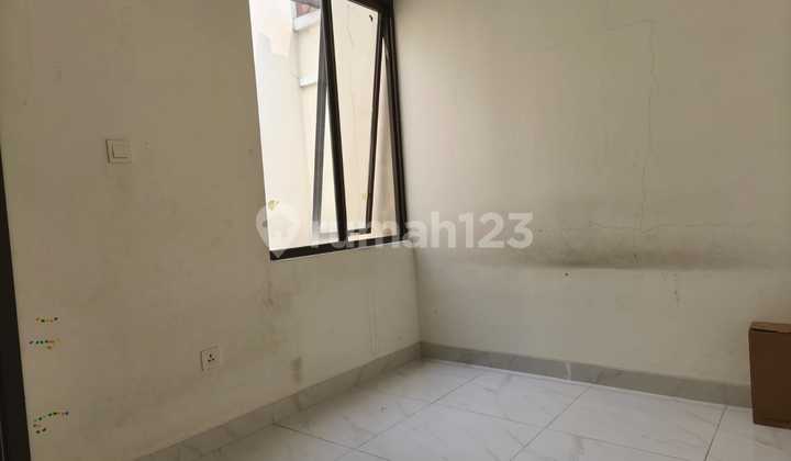 Rumah Lavon Cikupa. 6x11, 2 Lantai, 3 Kamar Tidur - 0812xxxxxxxx 2