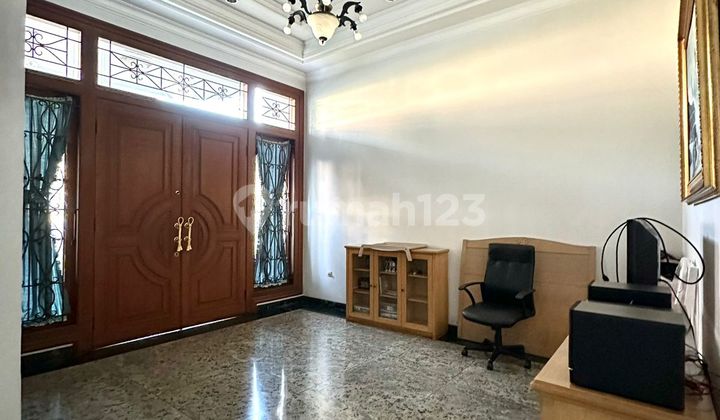 Intercon Kebun Jeruk Luxury House, 800 M2, 5 Bedrooms 2