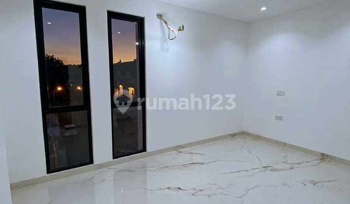 Rumah Citra 2 Ext, 7X16, 2 Lantai + Mezzanine, Hook, 4+1 Kamar Tidur 2