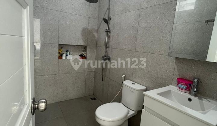 Rumah Kebon Jeruk, 9X9, 3 Lantai, 4+1 Kamar, Furnished, bisa KPR 2