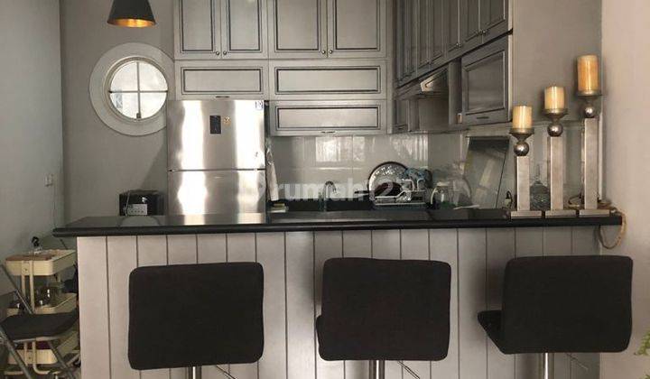 Di Jual Rumah Classic Modern Lokasi Strategis di Jakarta Selatan 2