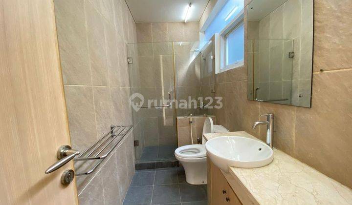 kan Rumah Patra Kuningan Luas Dan Strategis 6