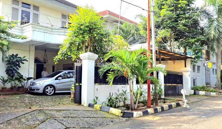 Dijual Murah Rumah Area Menteng Luas Dan Nyaman 1