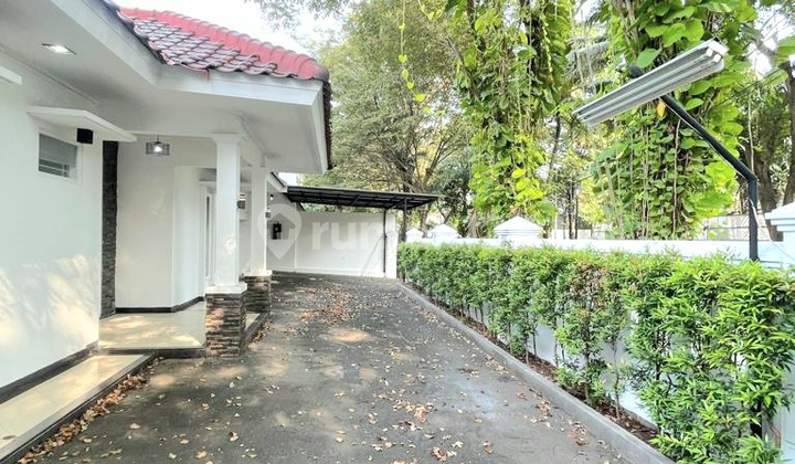Disewakan Rumah Patra Kunningan Luas Dan Lokasi Strategis 2