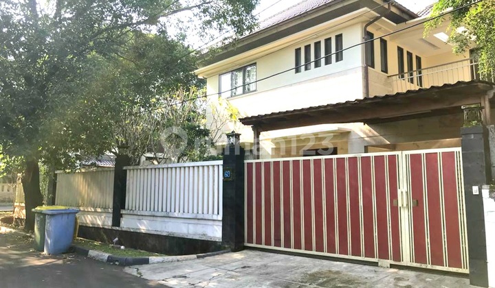 Disewakan Rumah Dukuh Patra Kuningan Nyaman Dan Strategis Disewakan Rumah Dukuh Patra Kuningan Nyaman Dan Strategis