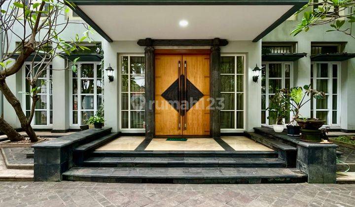 Dijual Rumah Mewah Siap Huni Dengan Void Dan Ceiling Tinggi Di Menteng 1