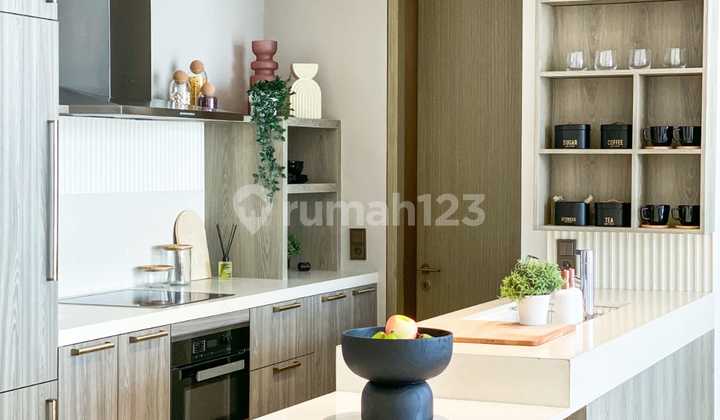 For Sale Exclusive and Strategic Luxury Verde Two Apartment 2