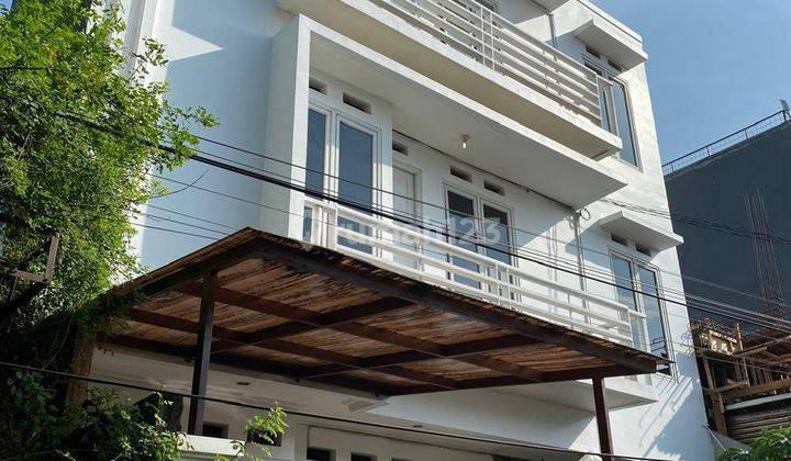 Dijual Rumah Kosan 3 Lantai Di Jl. Papandayan-Guntur,Kuningan Bagus dan Lokasi Strategis  1