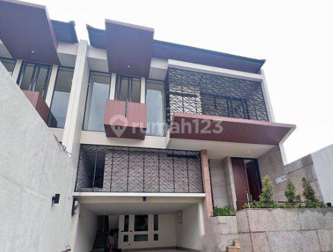 Dijual Rumah Modern Tropical Siap Huni di Kemang Jakarta Selatan  1