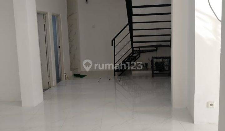 Dijual Rumah Untuk Tempat Usaha Hadap Jalan Raya Di Jakarta Barat 7