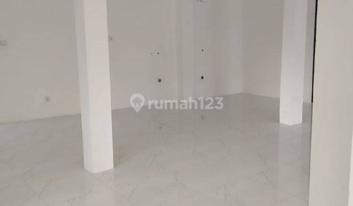 Dijual Rumah Untuk Tempat Usaha Hadap Jalan Raya Di Jakarta Barat 10
