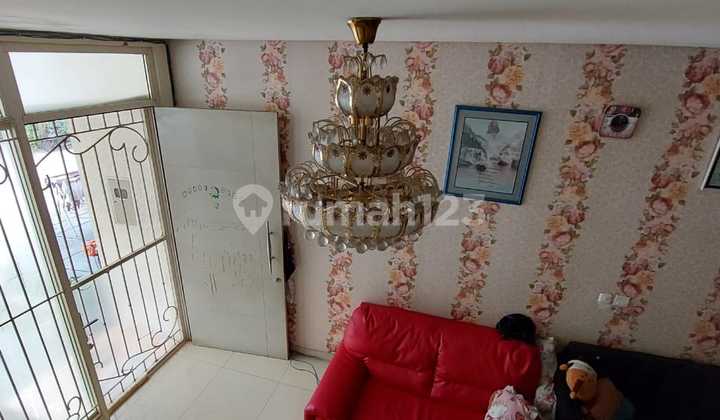 Rumah Siap Huni di Cluster West Coast Amerika Green Lake City 