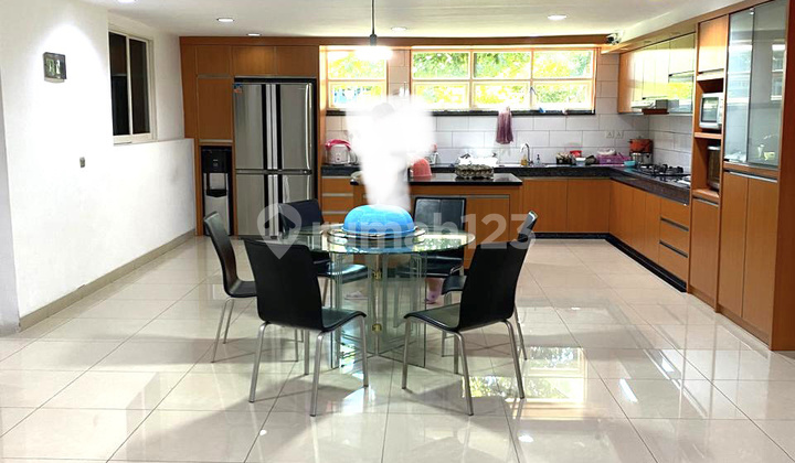 Rumah Mewah Full Furnish Terawat Di Bgm Cluster Cendana PIK 1 2