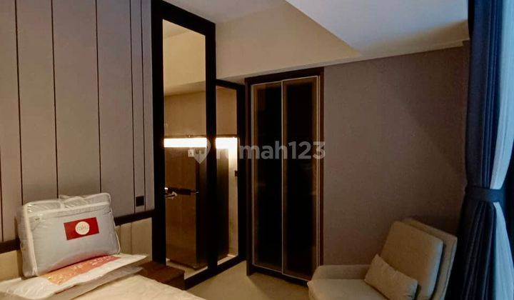 kamar tidur apartemen carstensz residence super bagus