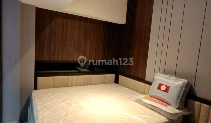 kamar tidur apartemen carstensz residence super bagus