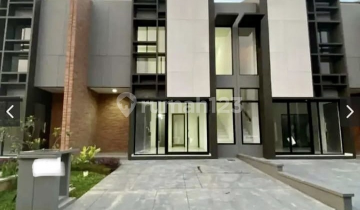 DIJUAL CEPAT Rumah Suvarna Suter Cluster Alam Signature Siap Huni