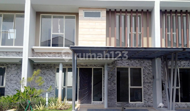 Rumah full renovasi 3lt 8x15 120m Type 4KT Cluster Mississippi JGC Cakung Rumah full renovasi 3lt 8x15 120m Type 4KT Cluster Mississippi JGC Cakung