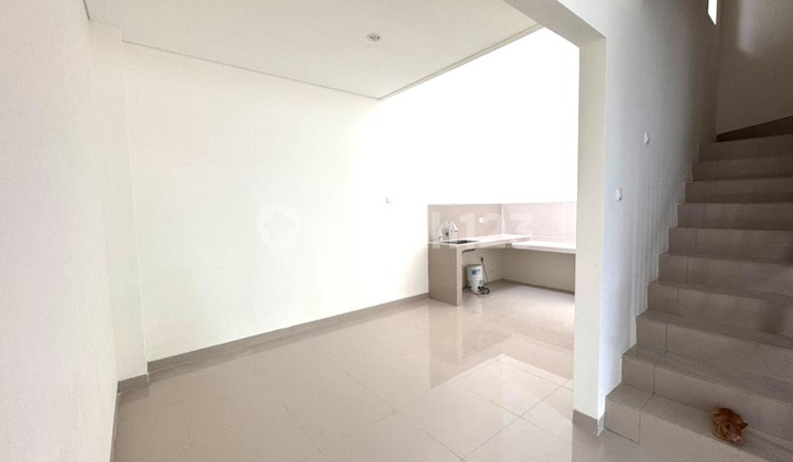 Rumah 2lt 75m Type 3KT Cluster Lavesh Harapan Indah Bekasi 2