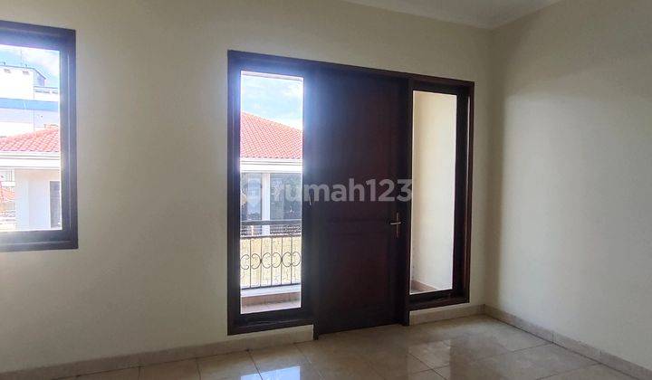 Rumah Modern Minimalis di Pajajaran Bogor 20
