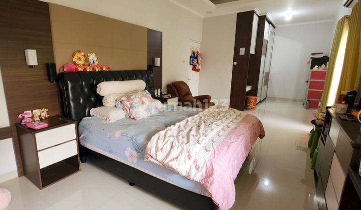 Rumah Modern Minimalis Lokasi Boulevard di Bogor 11