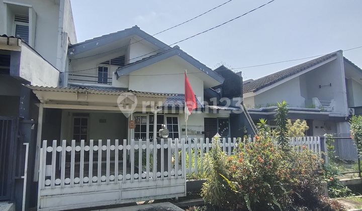 Rumah Cantik View Bagus Dekat Exit Tol