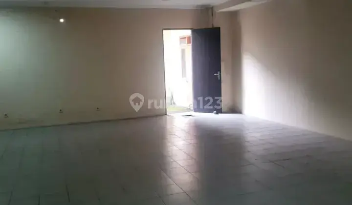 *Di jual Ruang usaha di Jl.Setiabudhi* 2