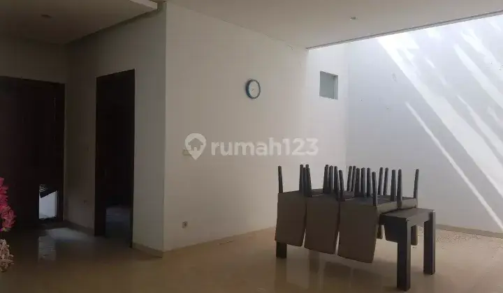 *Di sewakan Ruko di Sayap Burangrang* 6