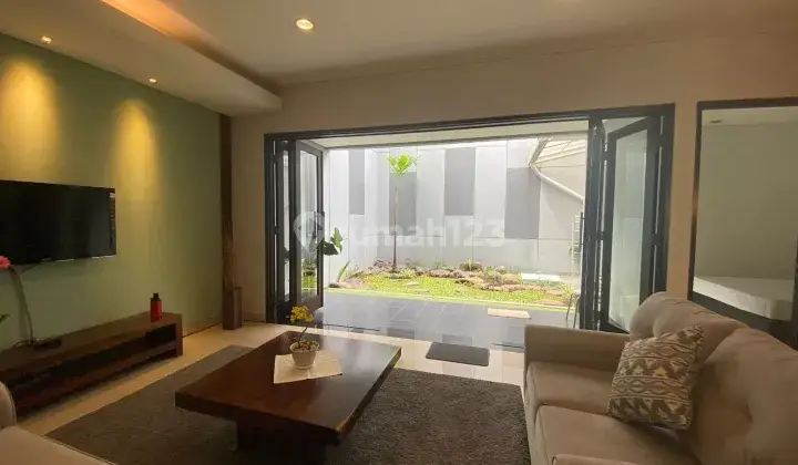 *Disewakan Rumah di Setraduta Minimalis Full Furnished Type Mezanine Modern* 1