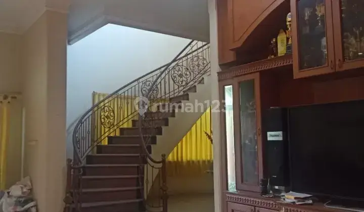 *Di Jual Rumah di Kompleks Taman Lingkar Peta* 2