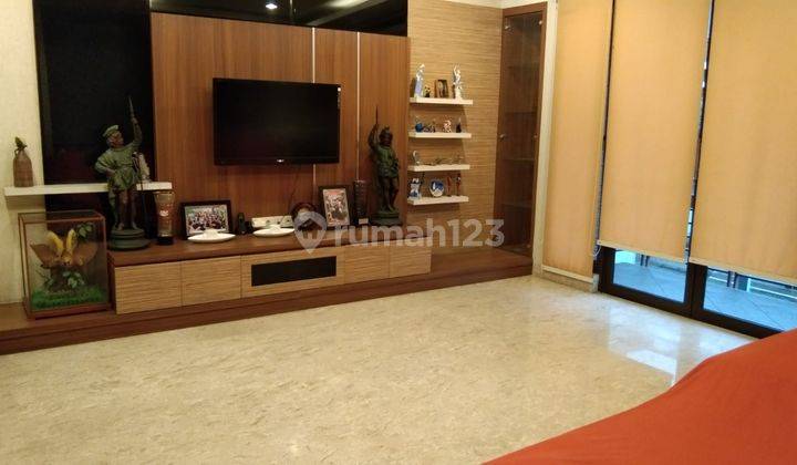 Di jual Rumah siap huni lux full furnished di sudirman town house 1